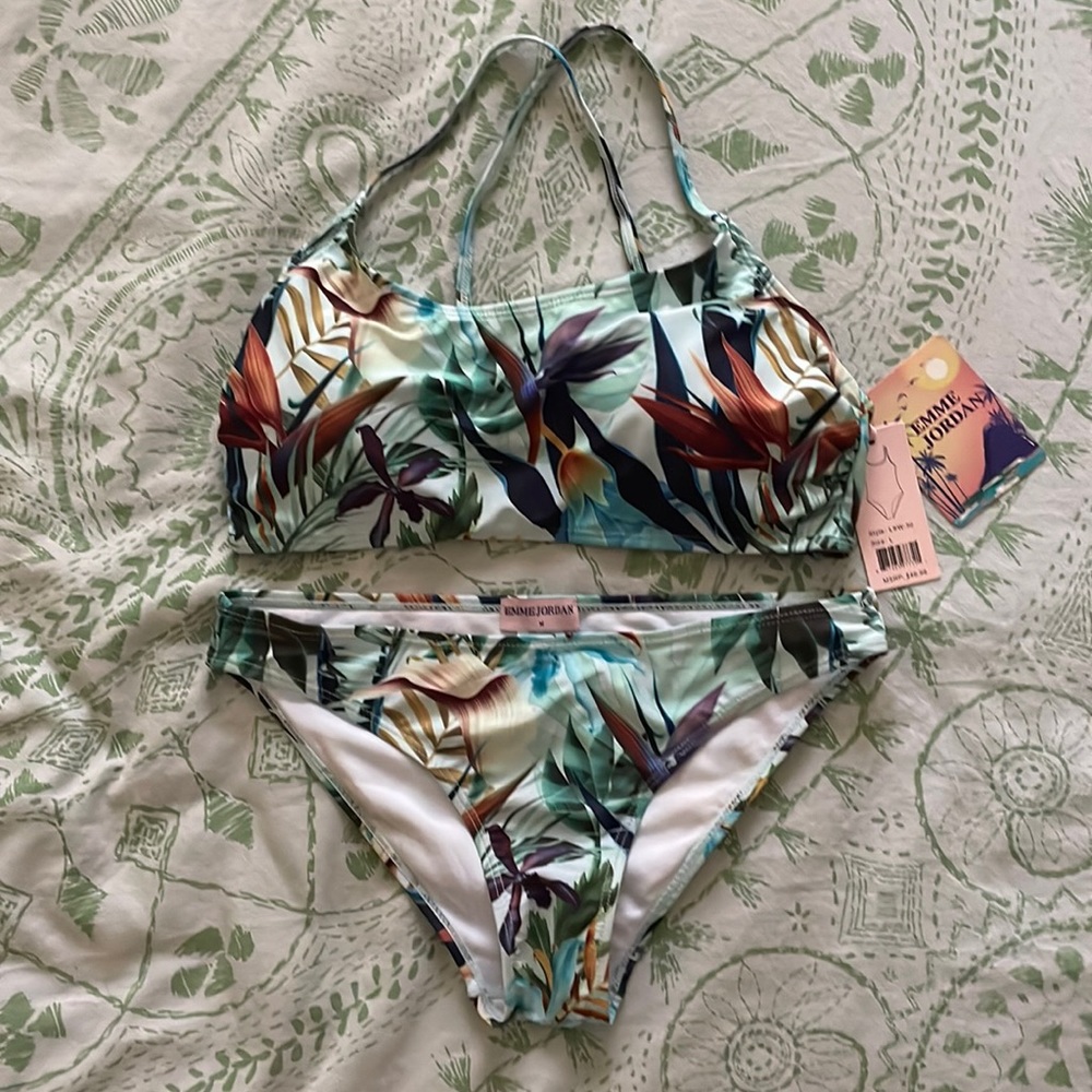 Swimsuit, 2 piece, top is L, bottom is M, tropical floral print